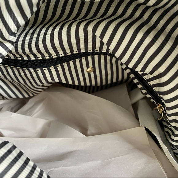 Kate Spade Womens Cobble Hill Leslie Fold Over Gray Leather Handbag/gold detail - Picture 5 of 10